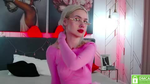 Snapshot of josephine_rowe chatting on 24, 3, 2026 josephine_rowe online show from 24, 3, 2026