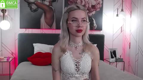 Snapshot of josephine_rowe chatting on 28, 3, 2026 josephine_rowe online show from 28, 3, 2026