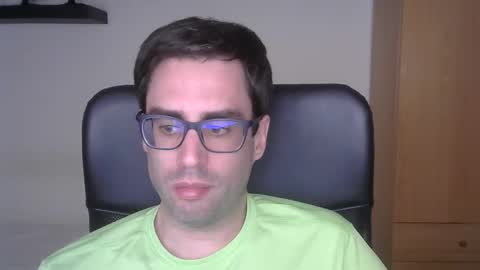 Snapshot of josevd chatting on 16, 9, 2025 Jose online show from 16, 9, 2025