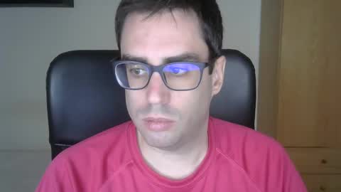 Snapshot of josevd chatting on 3, 11, 2025 Jose online show from 3, 11, 2025