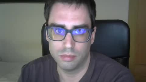 Snapshot of josevd chatting on 10, 11, 2025 Jose online show from 10, 11, 2025