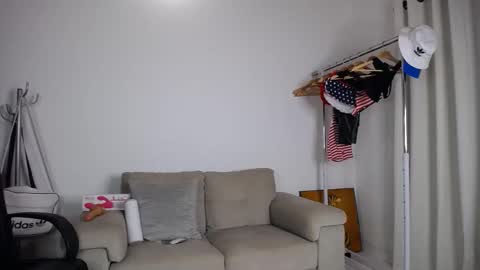 josezaens_ online show from 8, 10, 2025