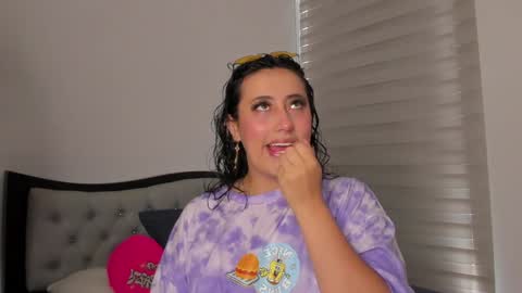 Dilany Josh online show from 5, 1, 2025