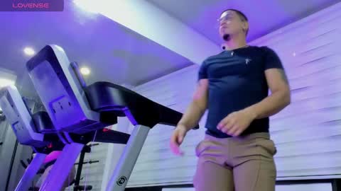 joshmiller___ online show from 11, 5, 2026