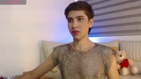 Snapshot of joshua_saenz_ chatting on 8, 7, 2026 joshua_saenz_ online show from 8, 7, 2026