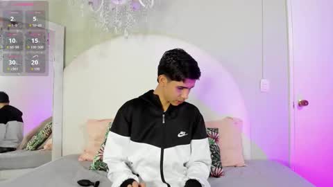 Joshua Sanz  online show from 14, 10, 2025