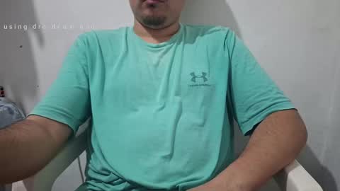 Snapshot of josq121 chatting on 11, 10, 2025 josq121 online show from 11, 10, 2025