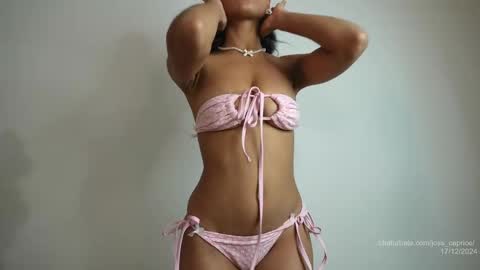 Snapshot of joss_caprice chatting on 17, 12, 2024 Joss online show from 17, 12, 2024