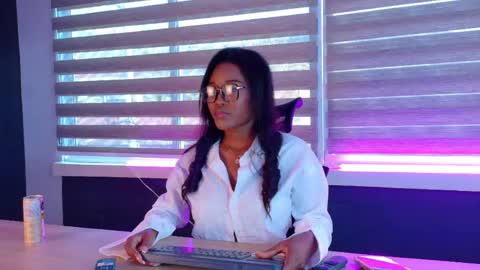 Snapshot of josselynbrown chatting on 24, 4, 2026 Joss online show from 24, 4, 2026