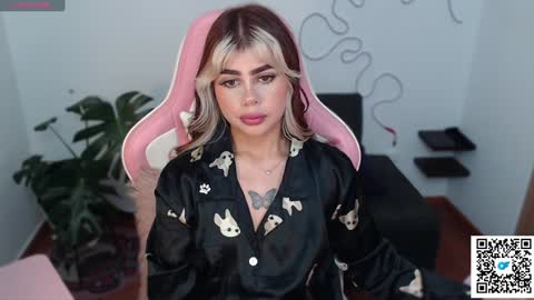 josephine   independent model    online show from 9, 12, 2024