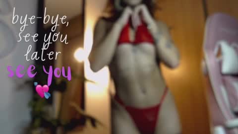 josephine   independent model    online show from 11, 12, 2024