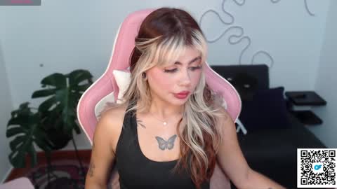 josephine   independent model    online show from 11, 12, 2024