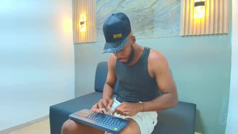 Snapshot of josser_01 chatting on 3, 10, 2025 josser_01 online show from 3, 10, 2025