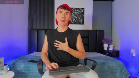 Snapshot of jota_stevensxx chatting on 5, 2, 2025 Jota Stivens online show from 5, 2, 2025