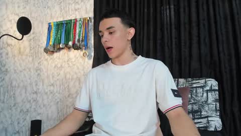 Snapshot of joulianogreco1 chatting on 8, 1, 2025 Im Jouliano online show from 8, 1, 2025