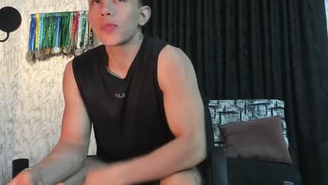 Snapshot of joulianogreco1 chatting on 6, 2, 2025 Im Jouliano online show from 6, 2, 2025