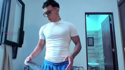 Snapshot of joulianogreco1 chatting on 8, 10, 2025 Im Jouliano online show from 8, 10, 2025