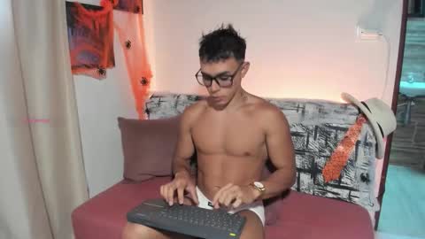 Snapshot of joulianogreco1 chatting on 23, 10, 2025 Im Jouliano online show from 23, 10, 2025