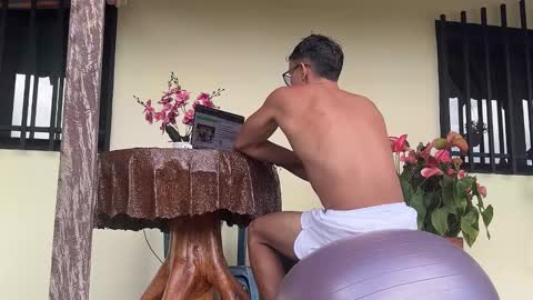 Snapshot of joulianogreco1 chatting on 13, 11, 2025 Im Jouliano online show from 13, 11, 2025