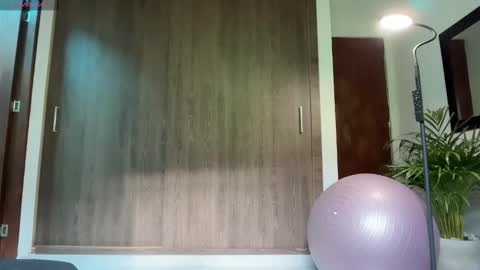 Snapshot of joulianogreco1 chatting on 20, 11, 2025 Im Jouliano online show from 20, 11, 2025