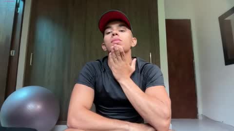 Snapshot of joulianogreco1 chatting on 29, 11, 2025 Im Jouliano online show from 29, 11, 2025