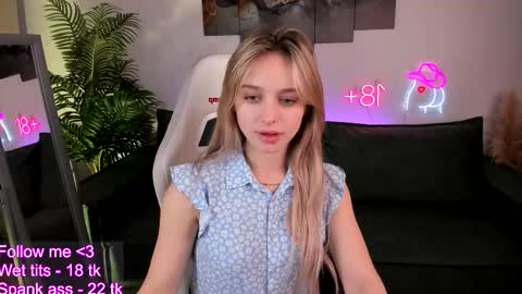 Snapshot of joyce_joycee chatting on 17, 9, 2025 joyce_joycee online show from 17, 9, 2025