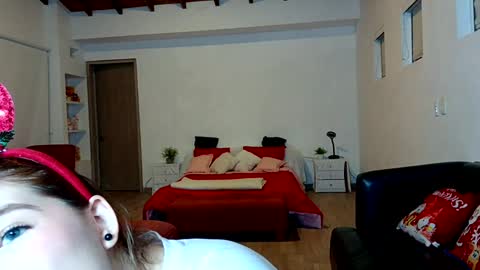 Snapshot of joycoral chatting on 25, 12, 2024 joycoral online show from 25, 12, 2024