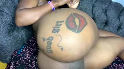 Butterflyass online show from 18, 2, 2026