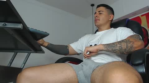 Snapshot of joyzfedward chatting on 26, 12, 2024 eduardo online show from 26, 12, 2024