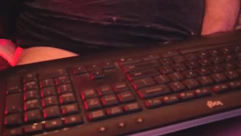 Snapshot of jp_thesnake chatting on 4, 8, 2026 JP online show from 4, 8, 2026