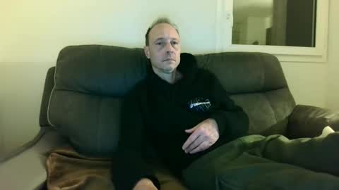 Snapshot of jpf421 chatting on 8, 3, 2025 exhib248 online show from 8, 3, 2025