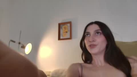 Jsmine  and sometimes Beaulooks online show from 2, 4, 2026