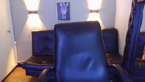 Josneidy  Jos   online show from 20, 12, 2024
