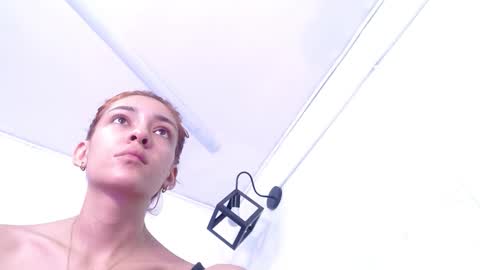 Snapshot of juan_and_luciana chatting on 16, 3, 2026 online show from 16, 3, 2026