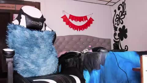 Snapshot of juan_bruce chatting on 2, 5, 2026 juan online show from 2, 5, 2026