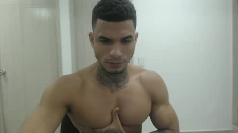 Snapshot of juan_gomez_1 chatting on 16, 12, 2024 juan_gomez_1 online show from 16, 12, 2024
