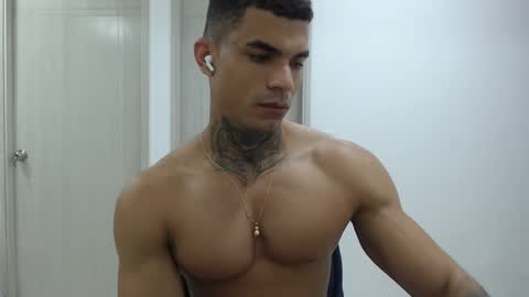 Snapshot of juan_gomez_1 chatting on 9, 1, 2025 juan_gomez_1 online show from 9, 1, 2025
