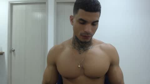 Snapshot of juan_gomez_1 chatting on 14, 1, 2025 juan_gomez_1 online show from 14, 1, 2025