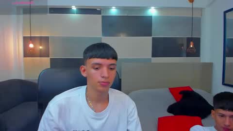 JuanSteven online show from 2, 3, 2025