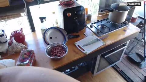 Juana1hin online show from 5, 12, 2025