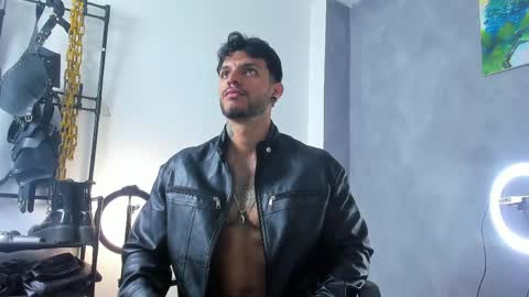 Juan Esteban online show from 6, 5, 2026