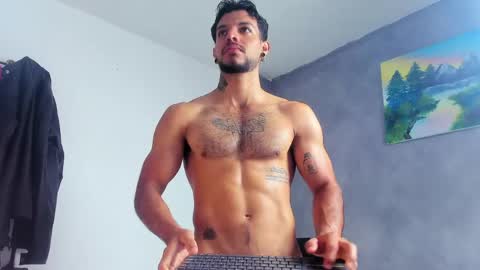 Juan Esteban online show from 13, 5, 2026