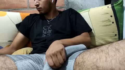 Snapshot of juanc23_371 chatting on 22, 10, 2025 juanc23_371 online show from 22, 10, 2025