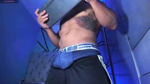 independent model online show from 5, 3, 2026