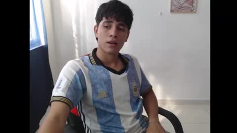 Snapshot of juandi_perez chatting on 12, 9, 2025 juan online show from 12, 9, 2025