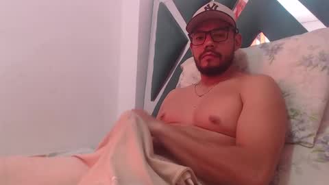 Snapshot of juanfe_style chatting on 17, 11, 2025 juanfe_style online show from 17, 11, 2025