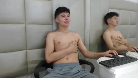 Snapshot of juangomm chatting on 23, 12, 2025 JuanGomm online show from 23, 12, 2025