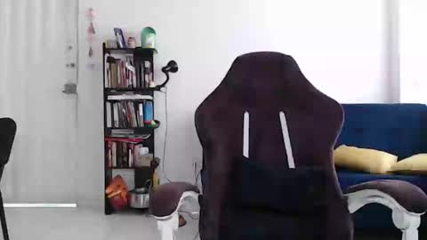 Snapshot of juanisimo_ chatting on 10, 2, 2025 JUANISIMO online show from 10, 2, 2025