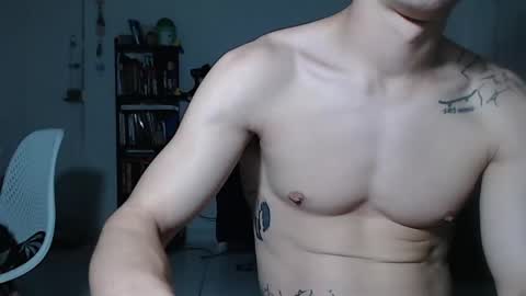 Snapshot of juanisimo_ chatting on 12, 2, 2025 JUANISIMO online show from 12, 2, 2025