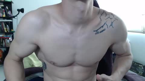 Snapshot of juanisimo_ chatting on 1, 3, 2025 JUANISIMO online show from 1, 3, 2025